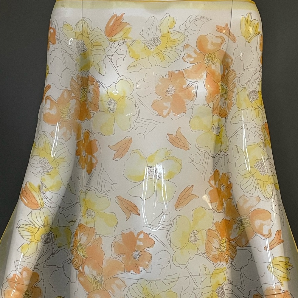 Vintage Vera Sheer Silk Blend Scarf 23 In Sq Good Condition